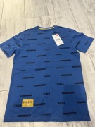 Niebieski t-shirt here we go again