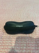 Etui do okularów Vogue w bardzo dobrym stanie