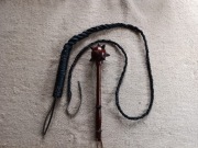 Drewniana maczuga + pejcz skórzany – dekoracja, vintage