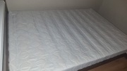 Świetnej jakości wygodny materac sprężynowy prawie nieużywany 140x200cm 