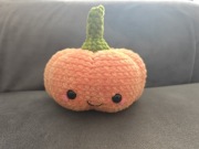 Maskotka dynia na szydełku 