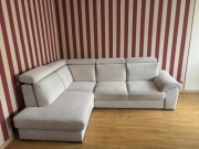 Sprzedam meble do salonu (narożnik, stół, krzesła)