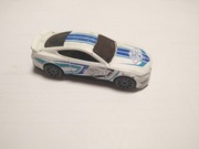 Hot Wheels Biały Ford Shelby GT 350 R Forza Motorsport