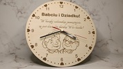 Prezent dla Babci i Dziadka – personalizowane zegar z grawerem