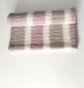 Kocyk niemowlęcy 100% wełna merino w pasy  55x70 cm  pudrowy róż, beż, ecru