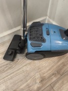 Odkurzacz Zelmer Adaś z kompletem 9 worków materiałowych 