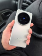 vivo X200 Pro 512 EU Global, jak nowy, 2x etui, bateria 99%, Titanium V2413