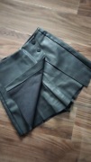 Spodenki krótkie - ecoskóra r. 36 stradivarius