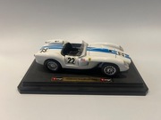 FERRARI TESTA ROSSA (1957) BURAGO.  Skala 1/24