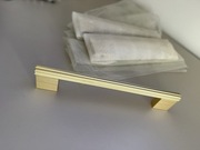 Uchwyty meblowe ryflowane złoto szczotkowane 160mm