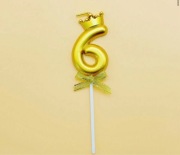Świeczka cyferka 6 z koroną na tort urodzinowa