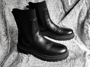 Botki Reserved nowe r. 42