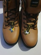 Nowe z metalowym noskiem Dunlop