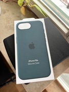 Silikonowe etui APPLE do iPhone'a 16e Górskie jezioro