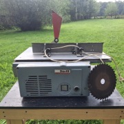 PILARKA STOŁOWA KRAJZEGA DAUER 900W 6009A 