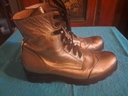 Złote buty ala glany