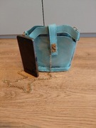 Mała torebka damska  listonoszka turkusowa, z łańcuszkiem