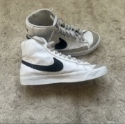 Buty Nike Blazer Mid 77 Biało-Czarne