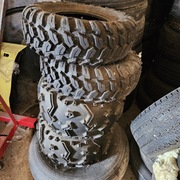 Opony QUAD 4szt. Jak NOWE 2x 25x8R12 oraz 2x 25x12R10