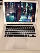 Apple MacBook Air 13" 2015 i5 8GB RAM 256GB SSD - OS Sequoia