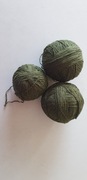 Wełna, włóczka. 345g w kolorze ciemna zieleń 