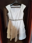 Sukienka marki SIMPLE z kolekcji evening r. 40