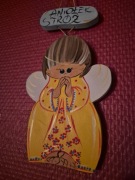 Aniołek zawieszka ścienna kolor żółty