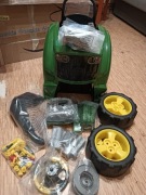 Traktor pchacz dla dziecka 