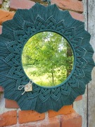 Makramowe lustro w stylu Boho w kolorze butelkowej zieleni