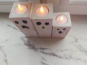 3Białe świeczniki bez płomieniowe z motywem duchów, z podgrzewaczem led.