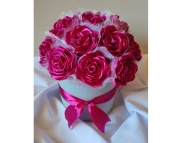 Welurowy Flower Box Jubileusz Bukiet róż Rękodzieło Dzień Mamy