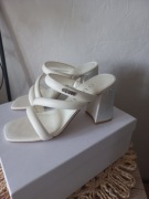 Klapki Guess Fljgnelea 03 