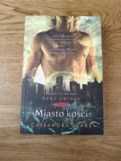 Cassandra Clare- Miasto Kości 