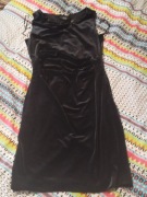 Nowa czarna elegancka sukienka ołówkowa welurowa Esprit M 38 