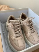 Buty sportowe damskie Cropp 37 beżowe