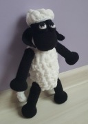 Baranek Shaun maskotka szydełkowa - rękodzieło