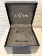 Nowe pudelko na zegarek Bergstern w kolorze granatowym