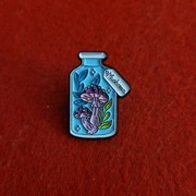 pin przypinka broszka MUCHOMORY W SŁOIKU dla miłośnika Amanity