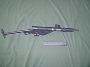 Konspiracyjny Sten z wytwórni S.Jakubowskiego.