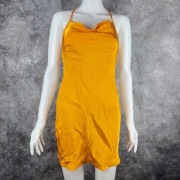 Sukienka H&M satynowa pomarańczowa S nowa z metką