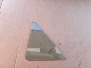 Szyba trójkąt prawych przednich drzwi Hyundai i20 II 43R-00097 2008r