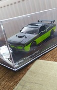 Nowy model auta Dodge Challenger SRT (2011)Gablotka + Gazetka 