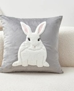 Poszewka aksamitna dekoracyjna Zajączek