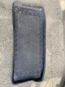 Mata bagażnika do Mitsubishi Colt Vi
