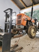 Podnosnik paletowy Belet Vejprty paleciak podnosnik jednokolumnowy