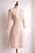 Pudrowa koronkowa sukienka midi rękaw 3/4 dekolt V 40 L bawełna wiskoza