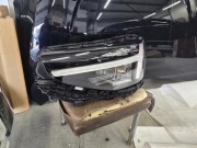 Volvo xc 40 lampa przednia lewa 32338908
