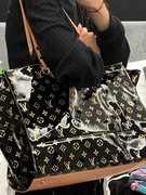 Plastikowa torba na zakupy , plażowa Louis Vuitton