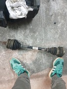 PÓŁOŚ LEWY PRZÓD PRZEDNIA VW TRANSPORTER T5 1.9 TDI 7H0407271