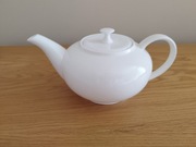 Biały, porcelanowy dzbanek do kawy / herbaty